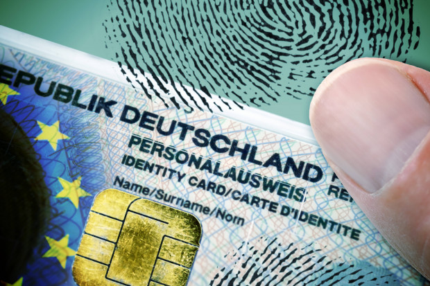 Ab 2021 sind zwei Fingerabdrücke in jedem Personalausweis Pflicht!
